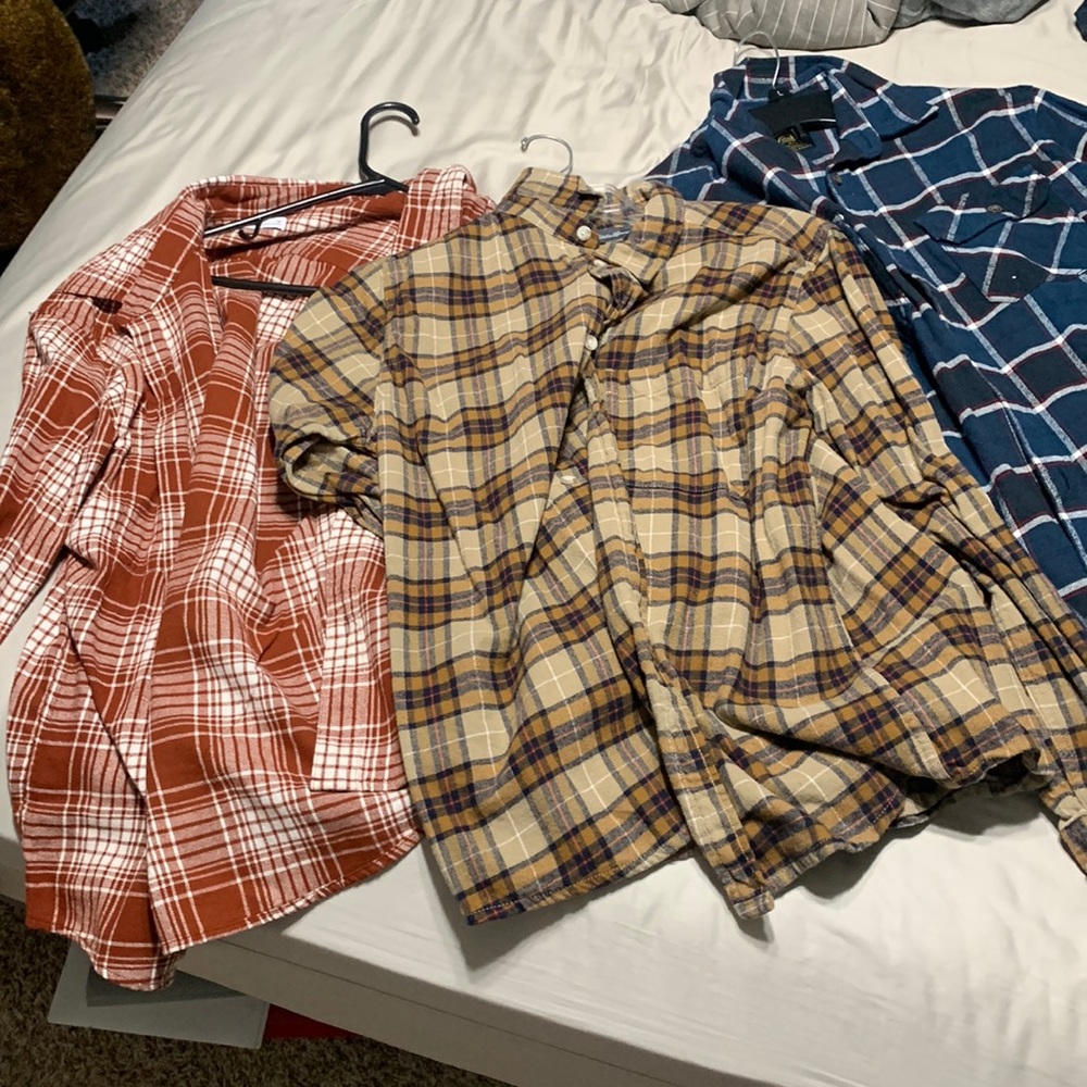 set of 3 flannels